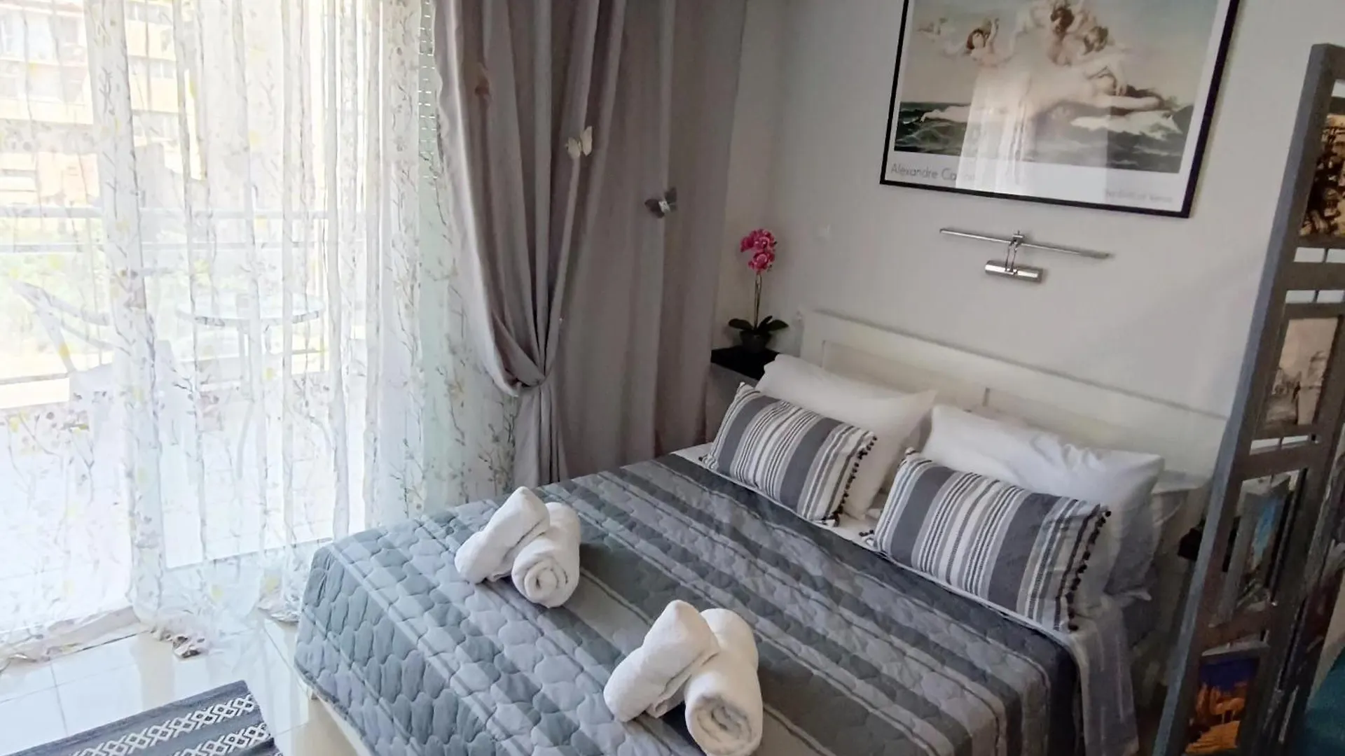 Apartment White Orhid Modern Studio Thessaloniki